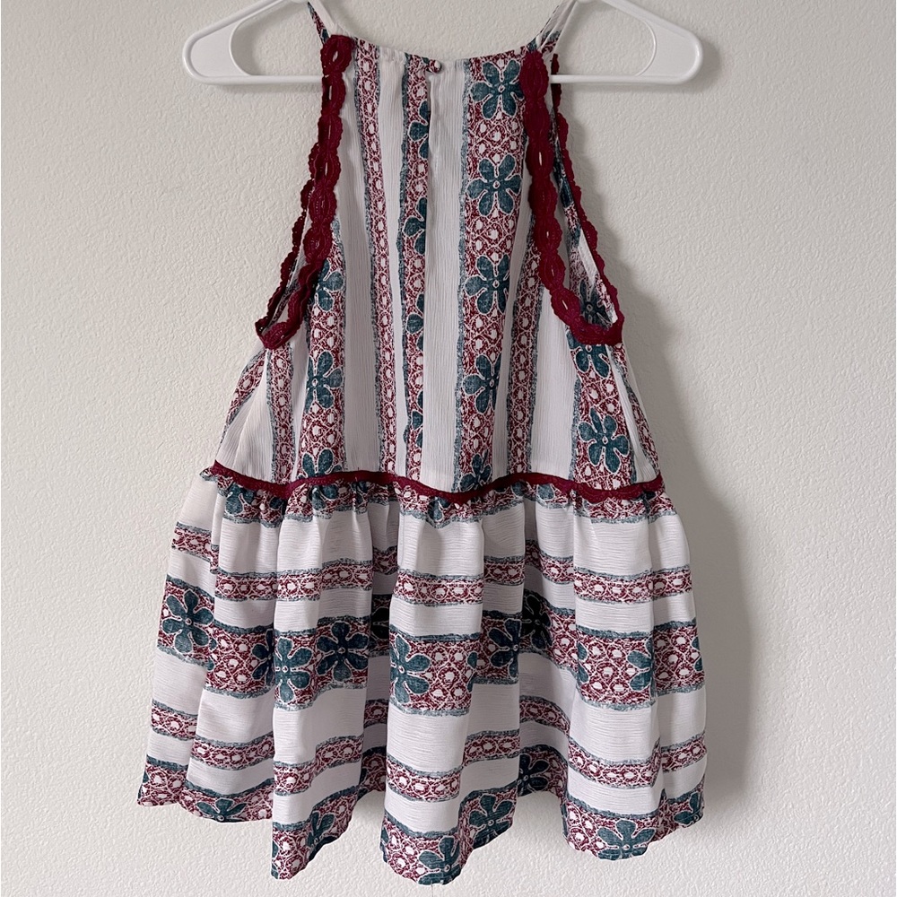 Entro White Tank with Floral Design and Crochet Details Size Small